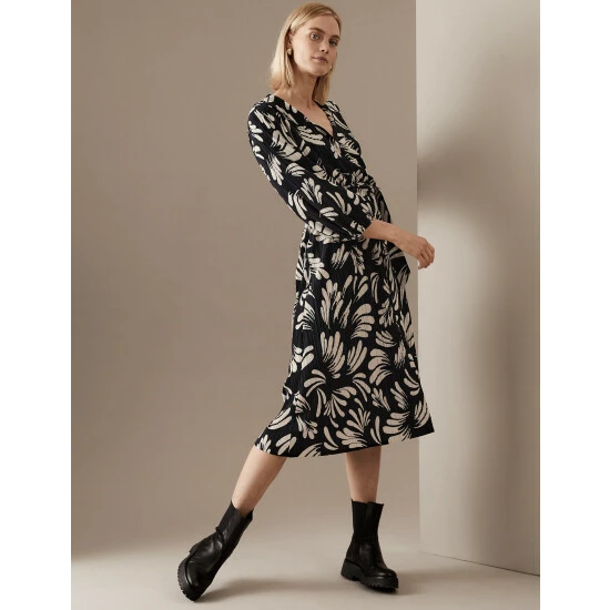 Autograph Jersey Plisse Printed V-Neck Wrap Dress Women Black Mix 2 Autograph Jersey Plisse Printed V-Neck Wrap Dress Women Black Mix - Image 2