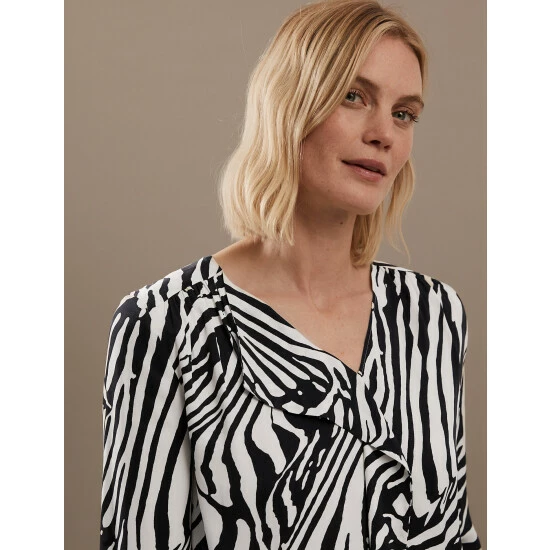 Autograph Animal Print V-Neck Long Sleeve Blouse Women Black Mix 4 Autograph Animal Print V-Neck Long Sleeve Blouse Women Black Mix - Image 4