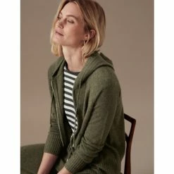 autograph Shop -autograph Shop unnamed file 2247